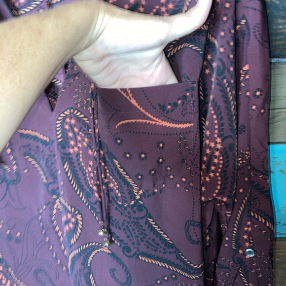 Abercrombie & Fitch Dressy Smocked Mock Neck Top XS - Picture 4 of 13